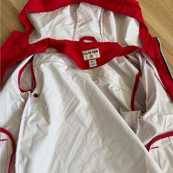 Kids size 4t Hunter Red Hooded Jacket with Zipper Pockets - Picture 11 of 11